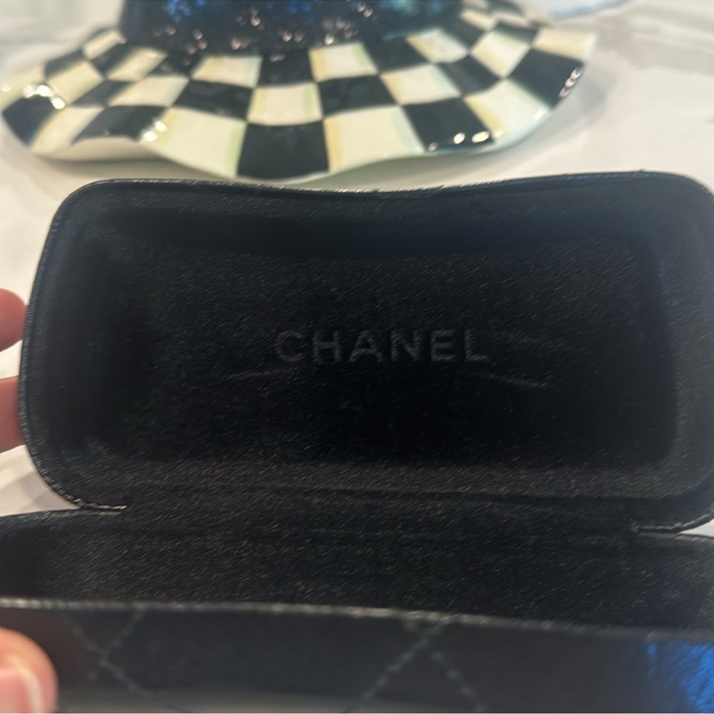 🍒CHANEL SWAROVSKI SUNGLASSES  WITH CRYSTAL - Picture 5 of 10